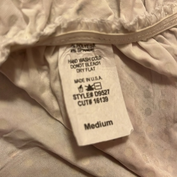 Body central shimmery pink body con top size medium - Picture 8 of 8